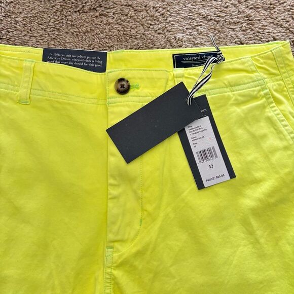 NWT Men’s Vineyard Vines highlighter Yellow Classic Fit Island Short – 32 - Picture 2 of 3